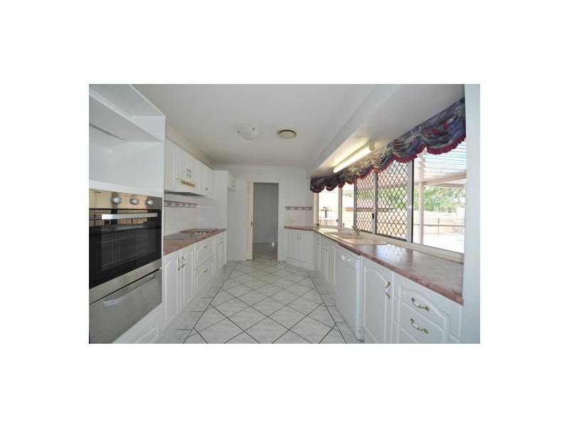 47 Macquarie Circuit, Forest Lake QLD 4078