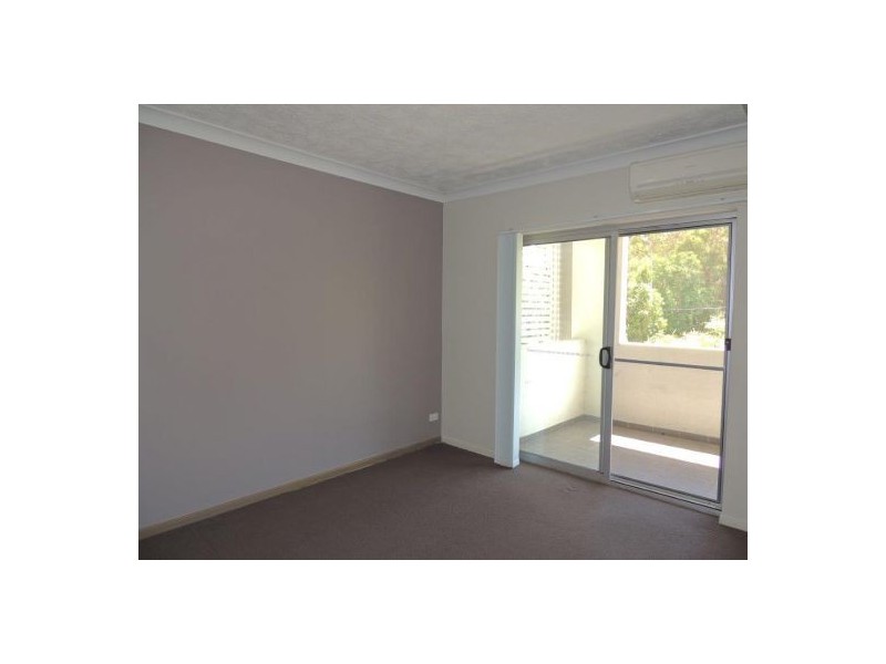 14 Le Grand, Macgregor QLD 4109