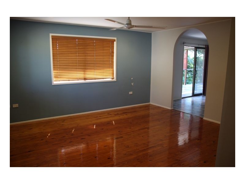 27 Domino Cres, Andergrove QLD 4740