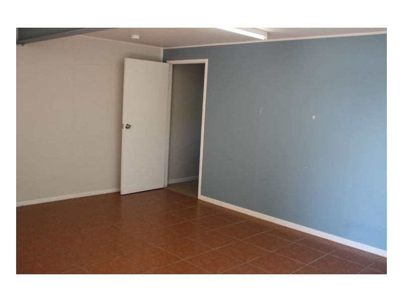 27 Domino Cres, Andergrove QLD 4740