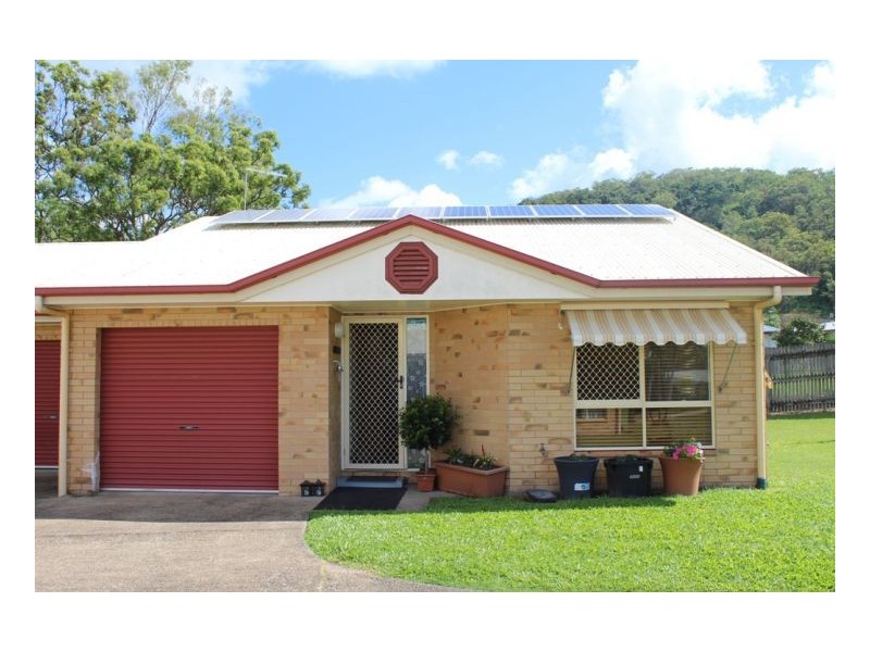 Unit 4 /69 West St, Sarina QLD 4737