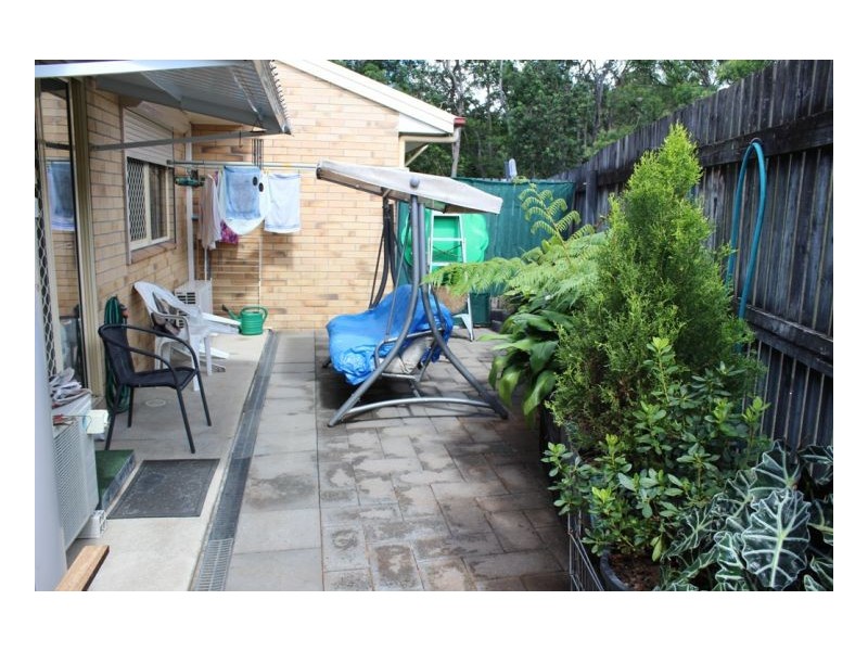 Unit 4 /69 West St, Sarina QLD 4737