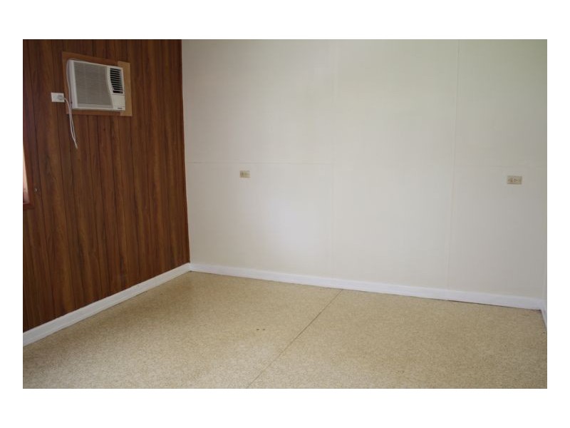 12 Johnston St, Sarina QLD 4737