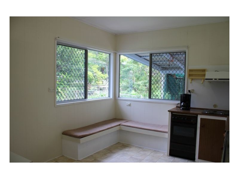 12 Johnston St, Sarina QLD 4737