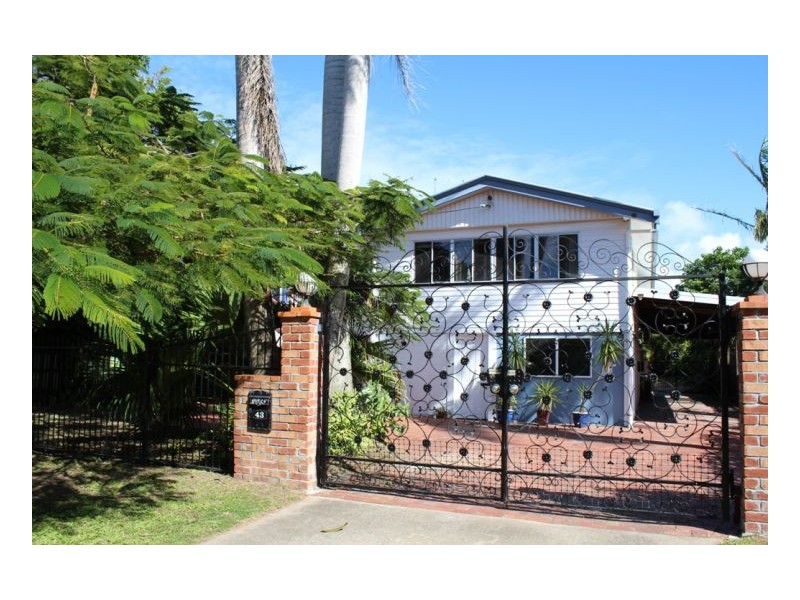 43 Schaefer, West Mackay QLD 4740