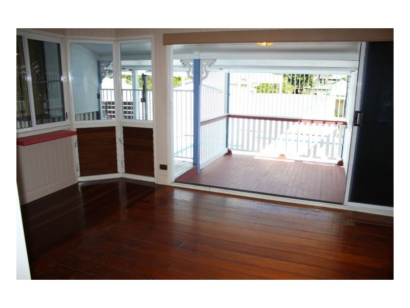 43 Schaefer, West Mackay QLD 4740