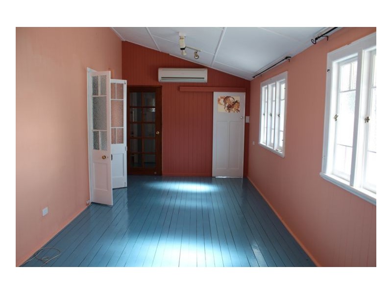 43 Schaefer, West Mackay QLD 4740