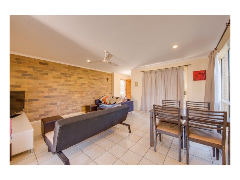 2/6 Pirie St, South Mackay QLD 4740