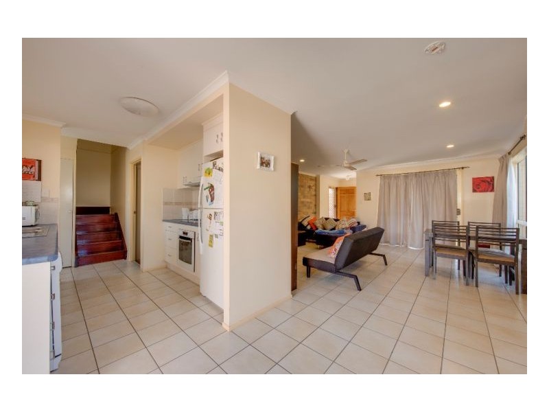 2/6 Pirie St, South Mackay QLD 4740