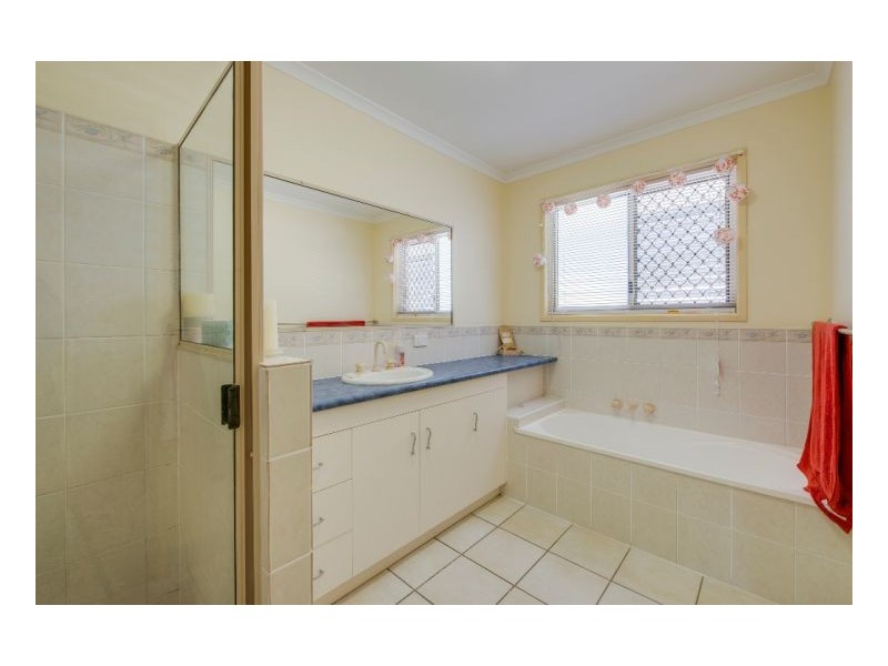 2/6 Pirie St, South Mackay QLD 4740
