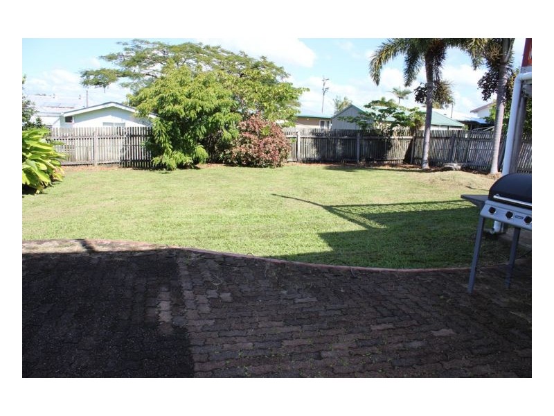 5 Manuel St, North Mackay QLD 4740