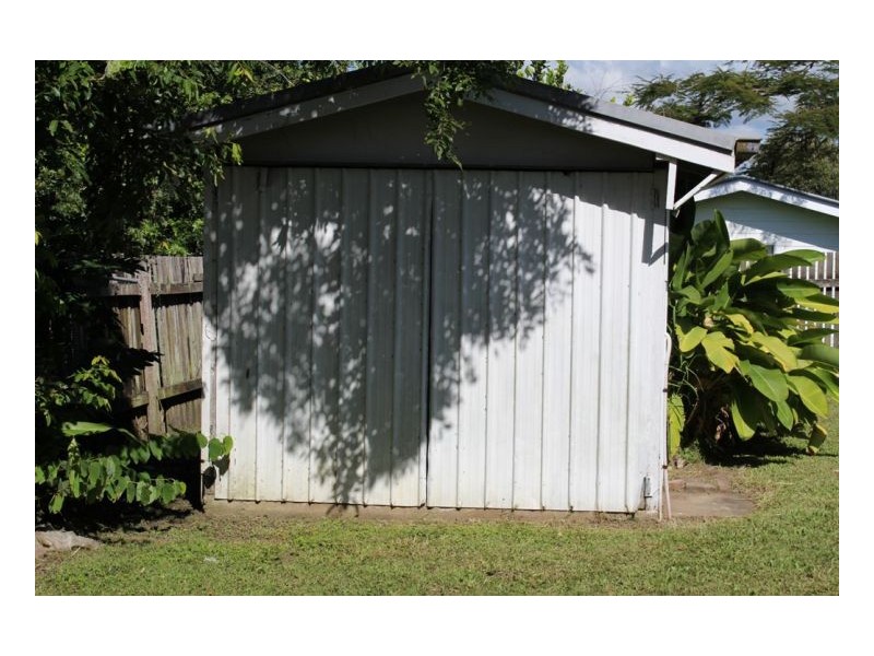 5 Manuel St, North Mackay QLD 4740