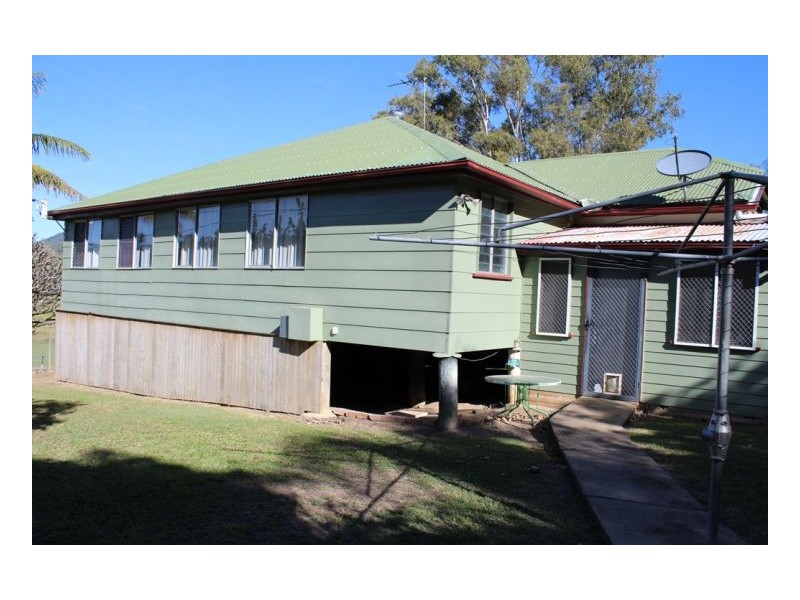 15 Paskins Rd, Yalboroo QLD 4741