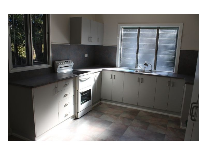 15 Paskins Rd, Yalboroo QLD 4741