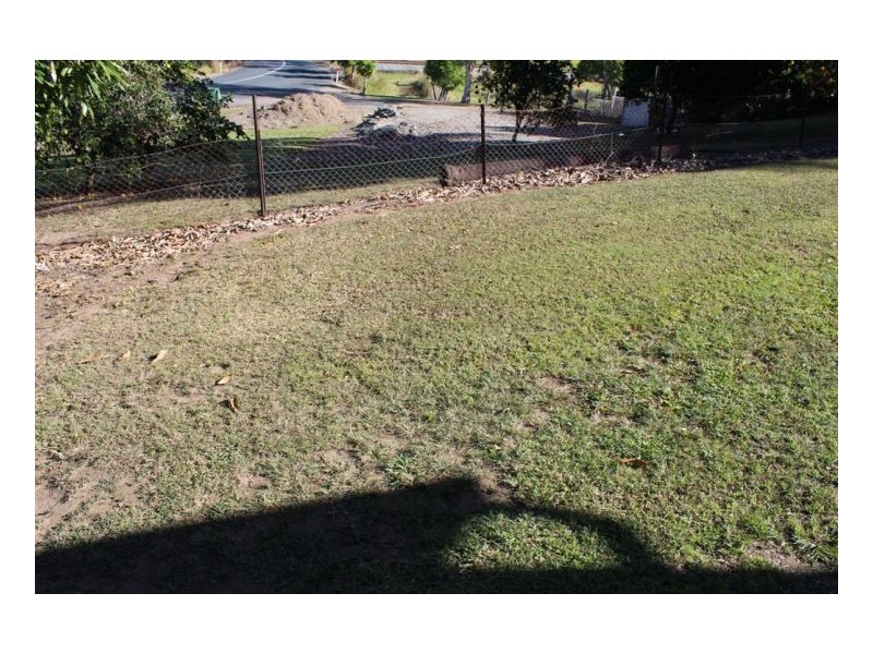 15 Paskins Rd, Yalboroo QLD 4741