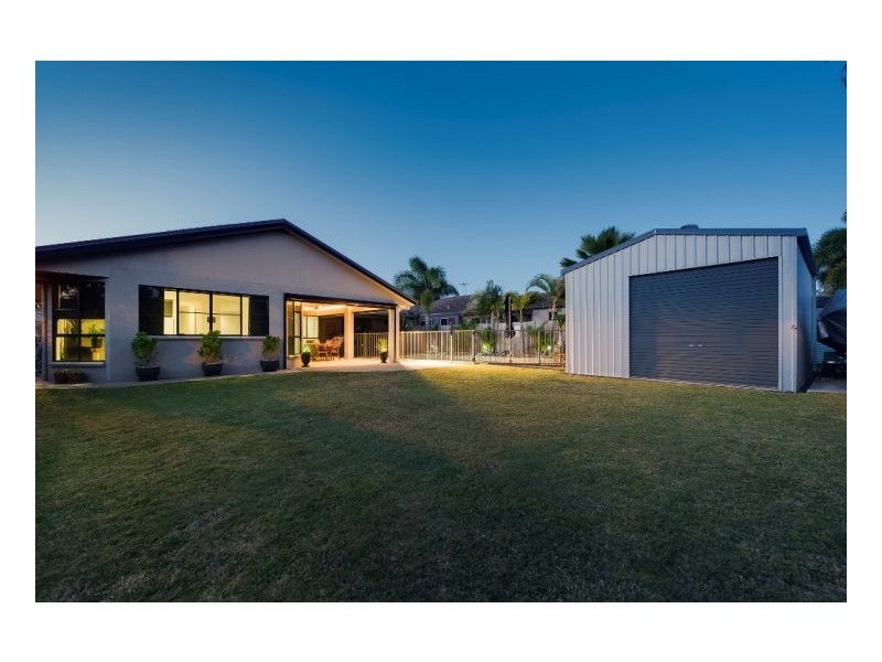 1 Bangalow Crt, Andergrove QLD 4740