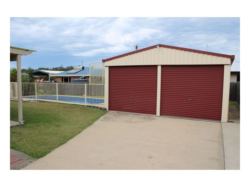 83 Busuttin Dr, Rural View QLD 4740