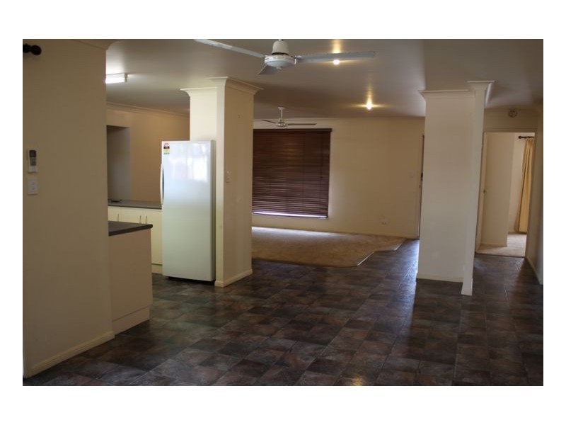 83 Busuttin Dr, Rural View QLD 4740