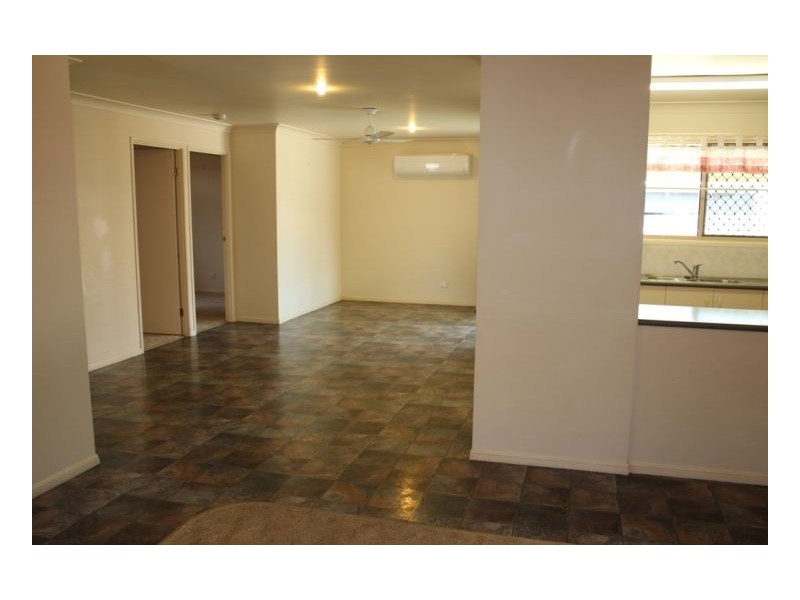 83 Busuttin Dr, Rural View QLD 4740