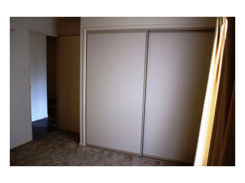 83 Busuttin Dr, Rural View QLD 4740