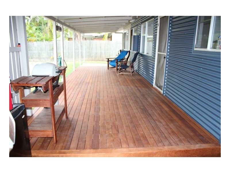 6 Silvergum Dr, Andergrove QLD 4740