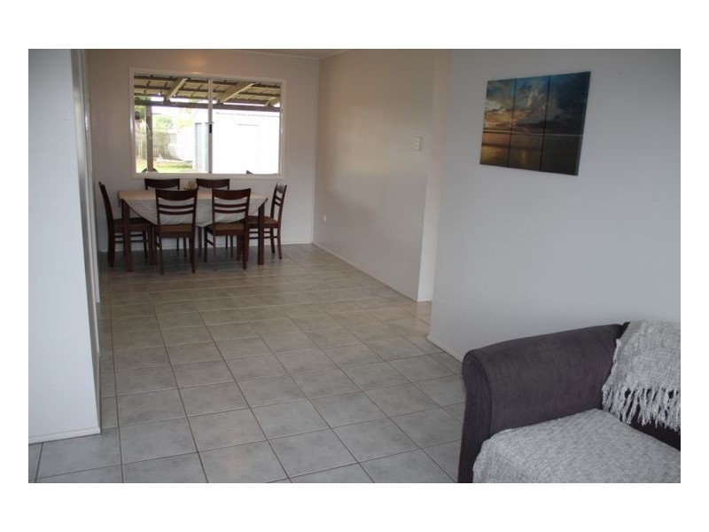 6 Silvergum Dr, Andergrove QLD 4740