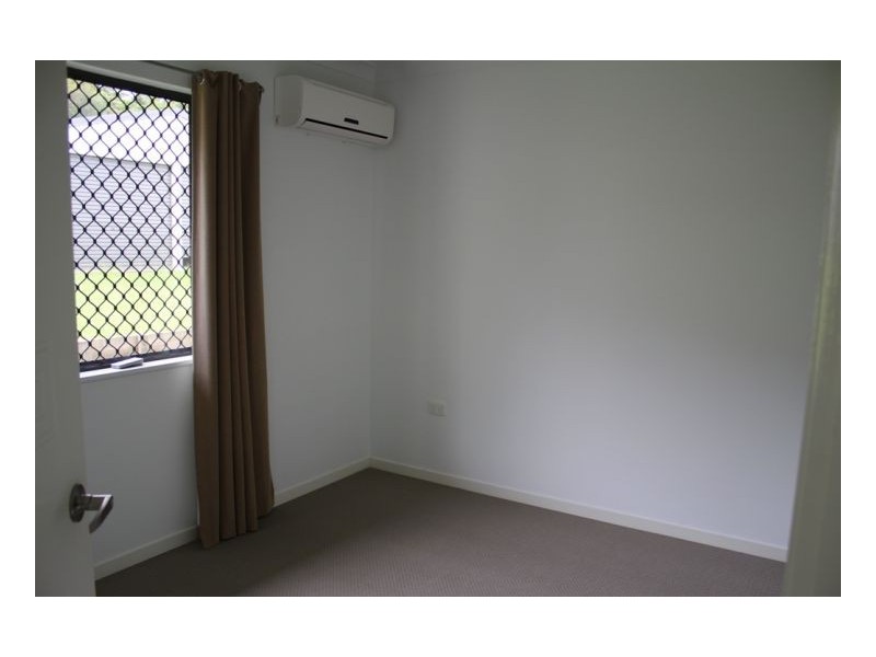 80 West St, Sarina QLD 4737
