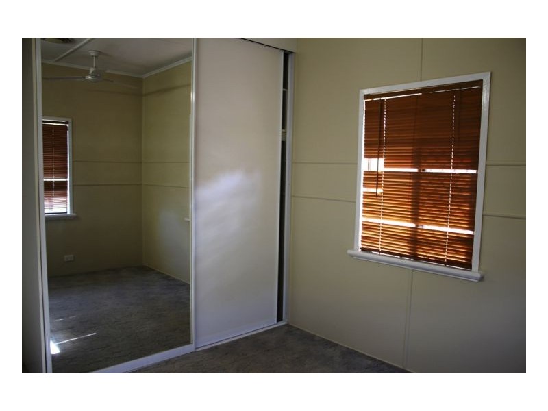 6 Nolan St Sarina, Sarina QLD 4737