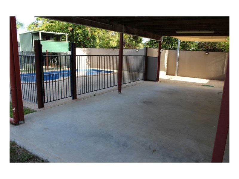 6 Nolan St Sarina, Sarina QLD 4737