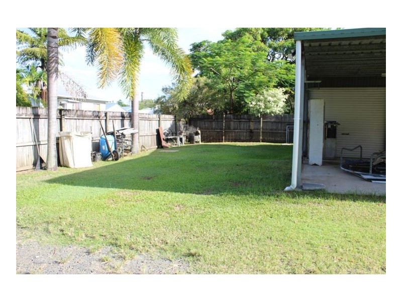 6 Nolan St Sarina, Sarina QLD 4737