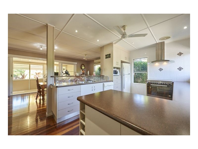 17 Anzac St, Sarina QLD 4737