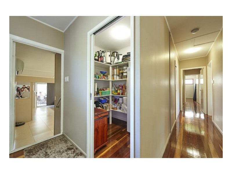 17 Anzac St, Sarina QLD 4737