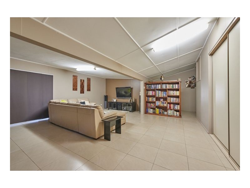 17 Anzac St, Sarina QLD 4737