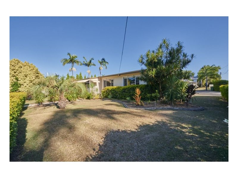 17 Anzac St, Sarina QLD 4737
