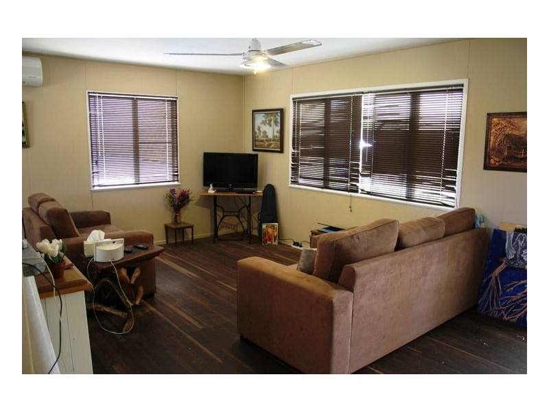 13 Ibis St, Slade Point QLD 4740