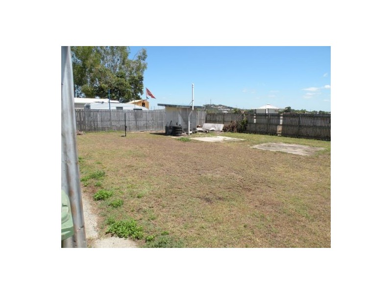 123 Bedford Rd, Andergrove QLD 4740