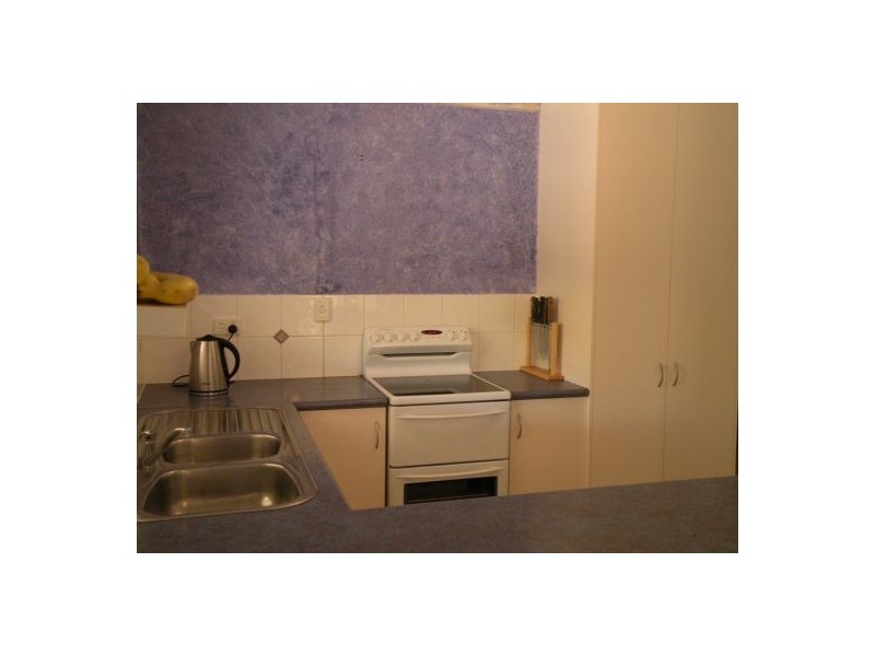 6 Clipper Crt, Bucasia QLD 4750