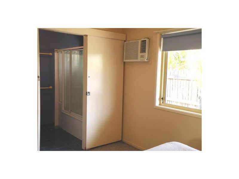 6 Clipper Crt, Bucasia QLD 4750