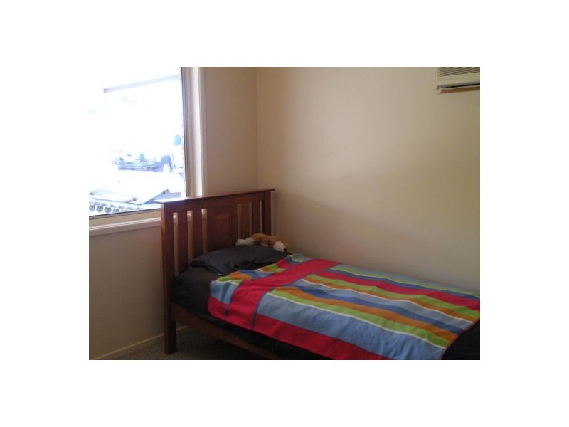 6 Clipper Crt, Bucasia QLD 4750