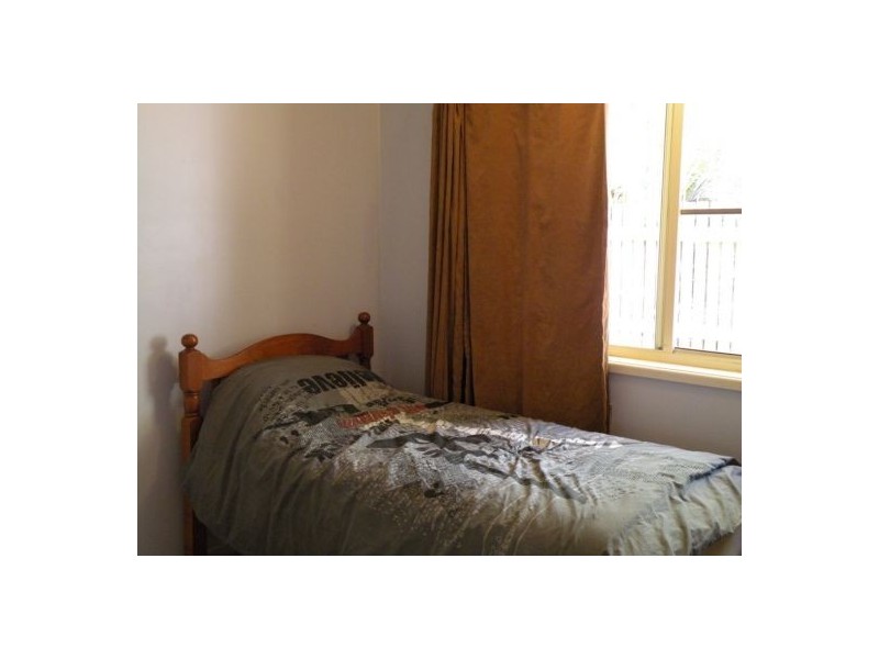 6 Clipper Crt, Bucasia QLD 4750