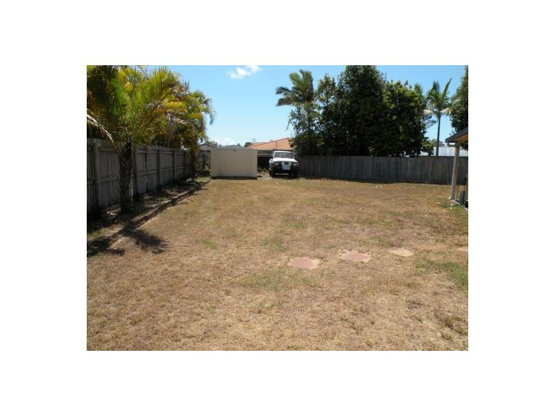6 Clipper Crt, Bucasia QLD 4750