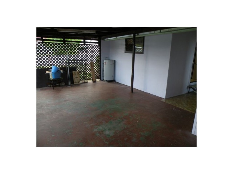 66 Beach Rd, Sarina QLD 4737