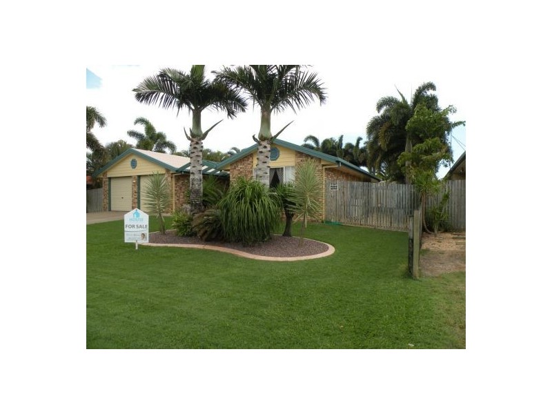 12 Clipper Crt, Bucasia QLD 4750