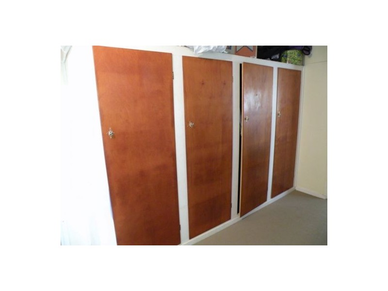 27 Evans Ave, Seaforth QLD 4741