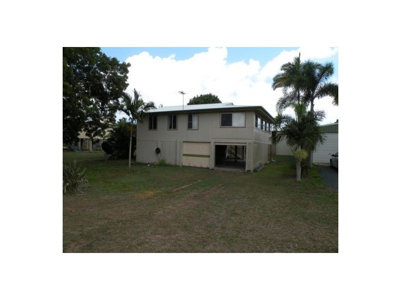 27 Evans Ave, Seaforth QLD 4741