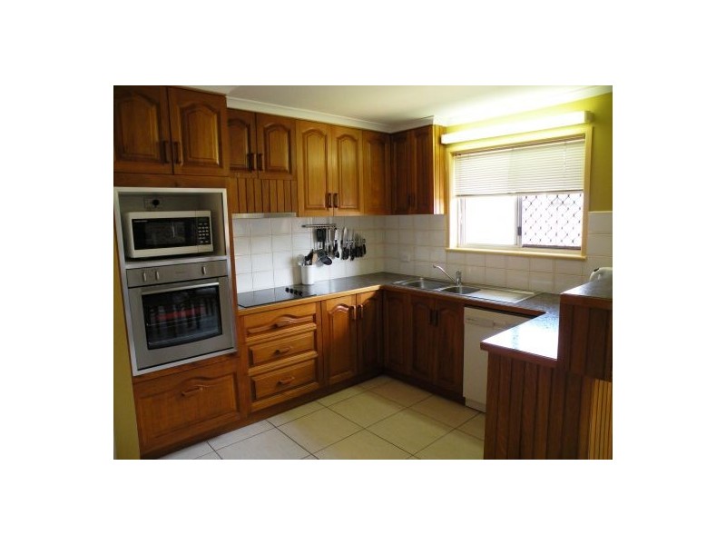 1 Normanby Crt, Mount Pleasant QLD 4740