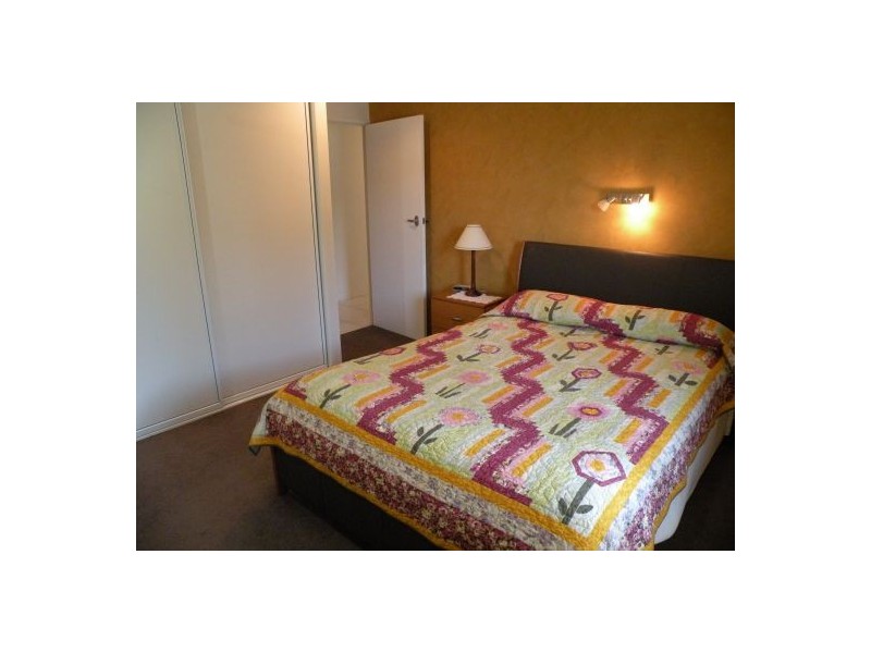 1 Normanby Crt, Mount Pleasant QLD 4740