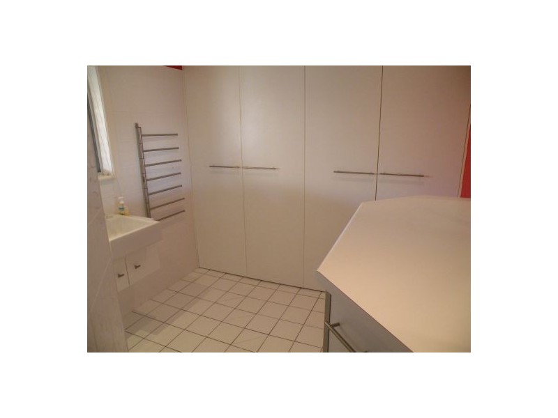 1 Normanby Crt, Mount Pleasant QLD 4740