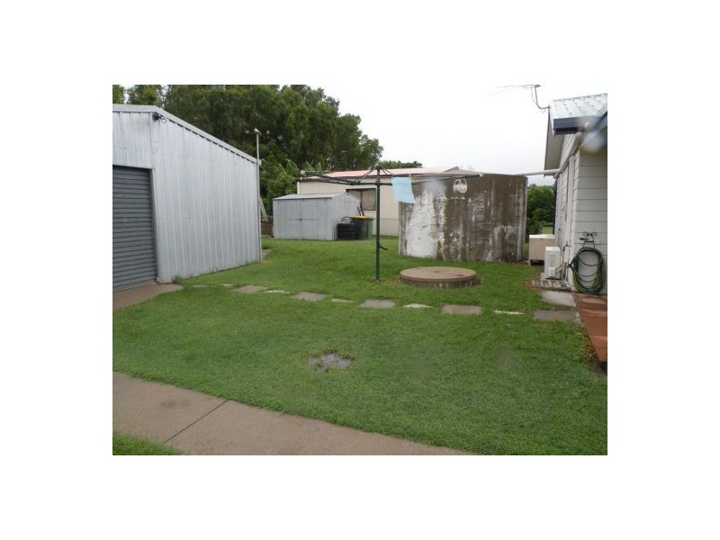 10 Joyce Crt, Mcewens Beach QLD 4740