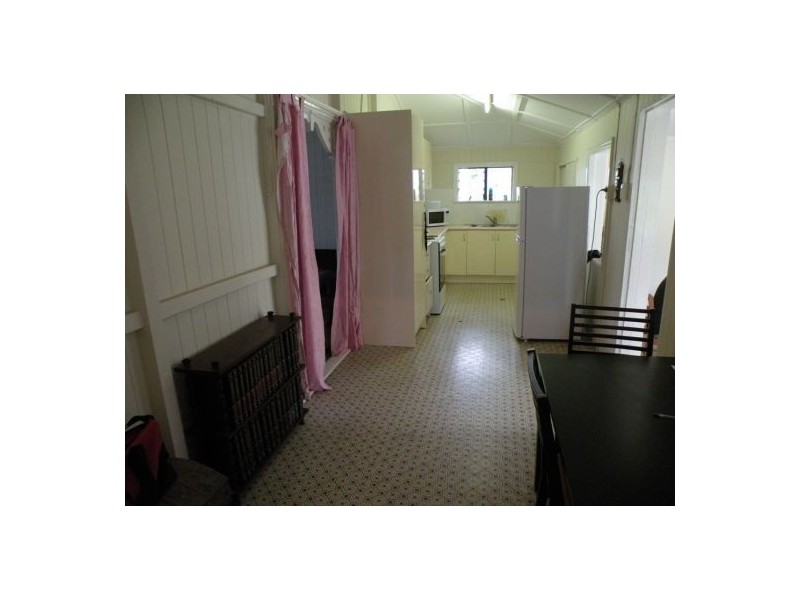 12 Prospect St, Eton QLD 4741